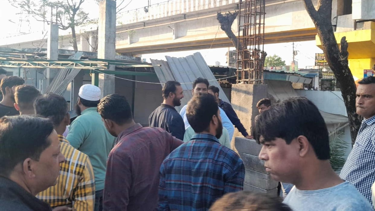 Ruckus over demolition of religious place  part Seven and a half meter land of NH was occupied ISBT Dehradun