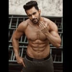 अभिषेक बजाज