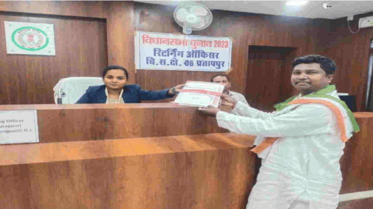 CG Election 2023: कांग्रेस को झटका, सचिव रामदेव जगते ने दिया इस्तीफा; निर्दलीय चुनाव लड़ने का लिया फैसला