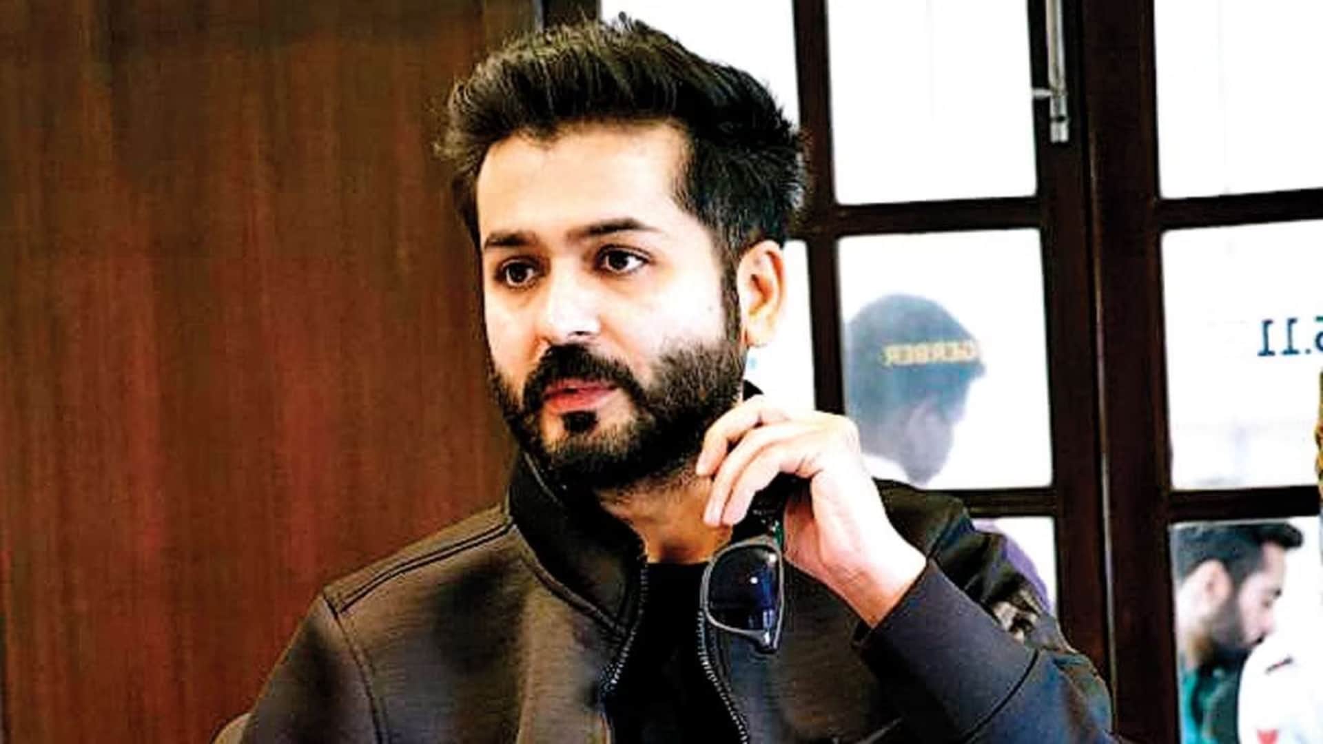 Article 370 Aditya Dhar talks about anti casting recalls casting Vicky Kaushal for URI The Surgical Strike