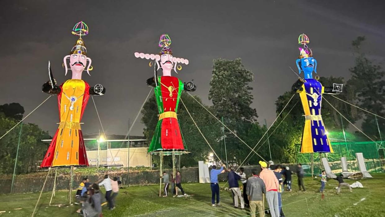 Changed weather disrupted enthusiasm of Dussehra festival effigies were made of cloth Dehradun news