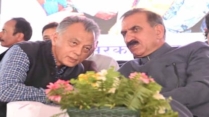 The conversation between CM Sukhu and BJP MLA Anil fueled the discussions.