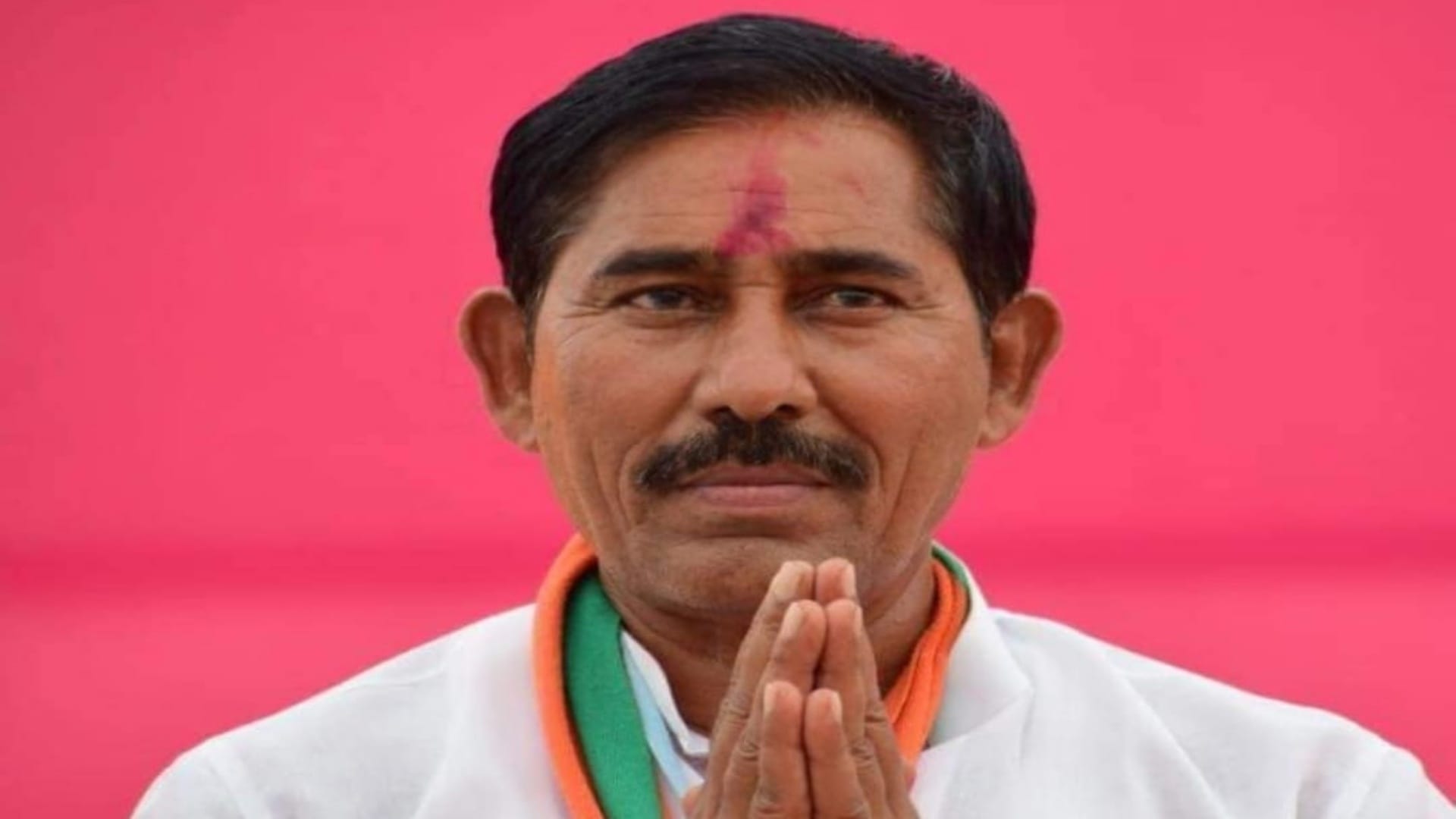 पीडब्ल्यूडी राज्यमंत्री सुरेश राठखेड़ा