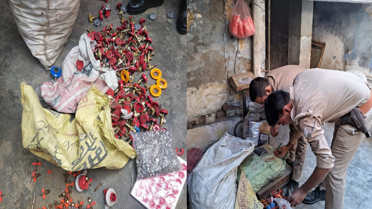 City Magistrate and police raided in factory in Meerut and four accused arrested with fake regulator