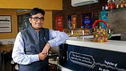 Wagh Bakri Tea: वाघ बकरी ग्रुप के कार्यकारी निदेशक पराग देसाई का निधन, आवारा कुत्तों से बचने में हो गए थे घायल Parag Desai, Wagh Bakri Tea Group's Executive Director, passes away at 49 due to accident