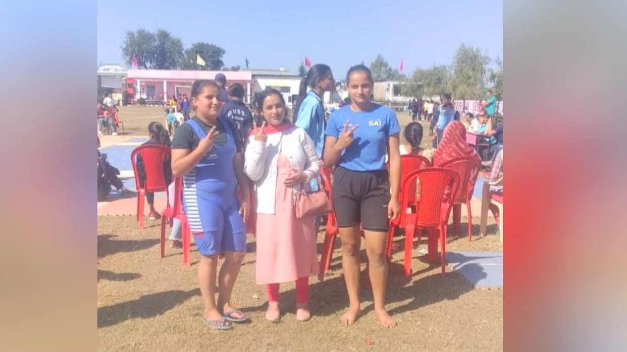 Chamba Sisters Muskan and Samiksha Wins gold medal in Wrestling