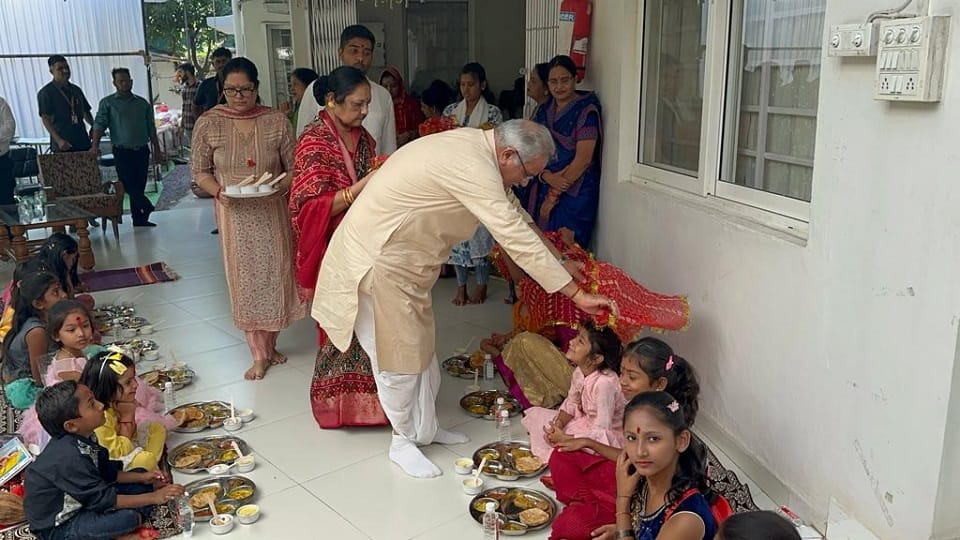 सीएम भूपेश बघेल ने किया कन्या पूजन