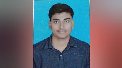 Ballia News: कमरे में फांसी लगाकर छात्र ने दे दी जान, कोटा में रहकर करता था तैयारी Student commits suicide in Ballia, used to prepare while staying in Kota