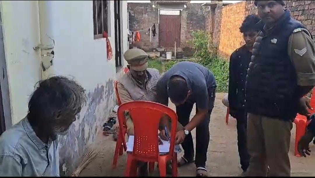 Bahraich: Wife murdered by beating her with an iron rod, then husband hanged himself