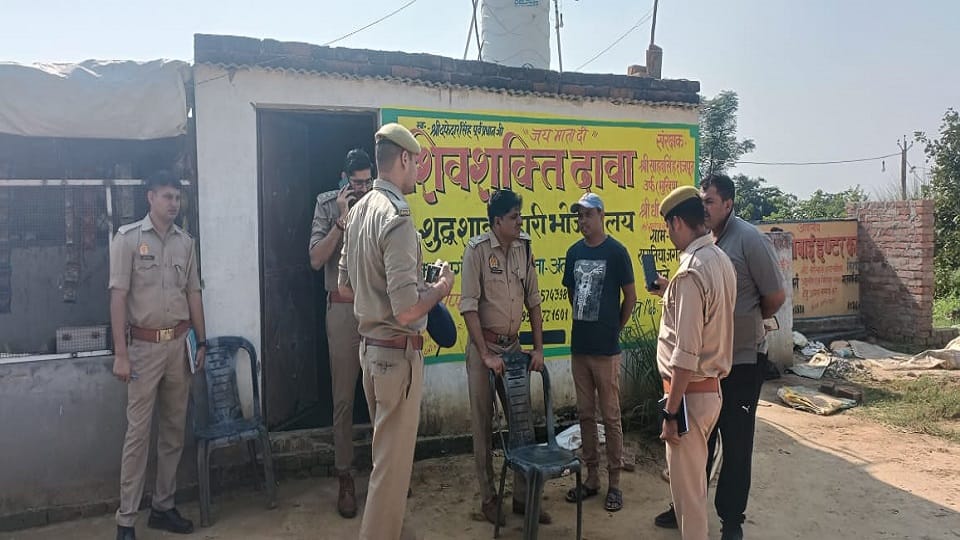 Bike riding miscreants looted 80 thousand cash and 100 grams of gold from Saraf police engaged in investigatio