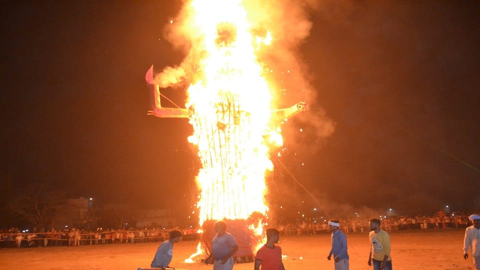 Ravan Dahan in Hathras