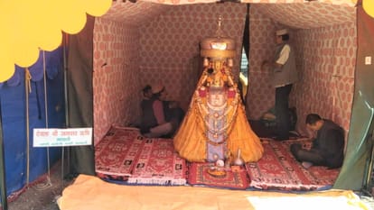 International Kullu Dussehra begins, bhagwan Raghunath Rath Yatra, Devlu arrives with gods dancing and singing