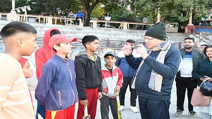 Chief Minister Pushkar Singh Dhami played cricket in Nainital