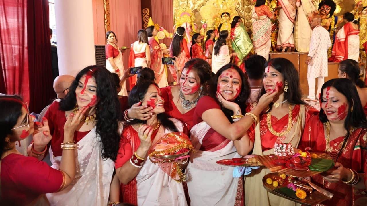 Sindoor Khela indore