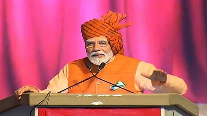 दिल्ली का दशहरा: PM बोले- अगली रामनवमी रामलला के मंदिर में मनेगी, शताब्दियों बाद मंदिर में विराजेंगे श्रीराम PM Modi reached Ramlila Maidan in Dwarka on the occasion dussehra