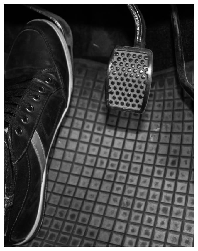 If you want to increase the life of clutch in the car, then you must adopt these four measures,know everything