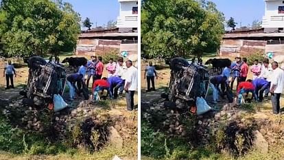 Ujjain: उन्हेल रोड पर भीषण हादसे में चार की मौत, दो मोटरसाइकिल से टकराकर अर्टिका पलटी Ujjain: Four killed in a horrific accident on Unhel Road, Artika overturns after colliding with two motorcycle