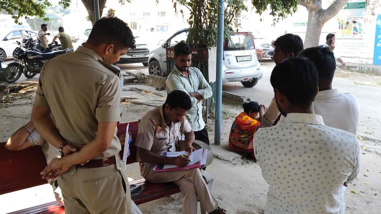 Friend was murdered by hammer In Bahadurgarh of Haryana