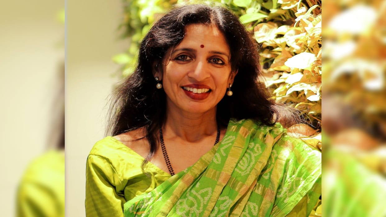 Meet Jayshree Ullal Richest Indian Woman Ceo who crossed Satya nadella And Sundar Pichai