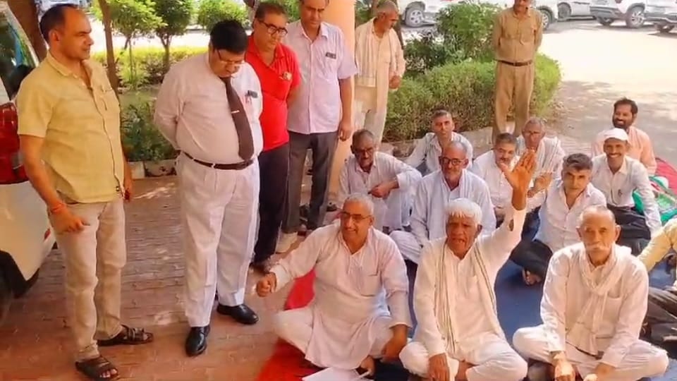 Demand raised to give right of district headquarters to Mahendragarh and make Narnaul separate district