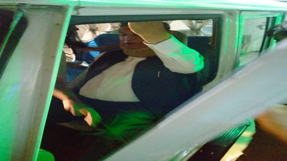 Accident of former CM Harish Rawat car in kashipur