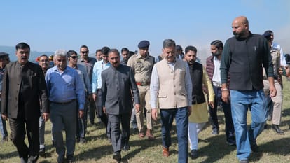 CM Sukhu: गोबिंद सागर झील में चलेंगे क्रूज, शिकारे और हाई स्पीड बोट, सीएम सुक्खू ने की घोषणा CM sukhvinder singh sukhu announces start of water sports activities in Gobind Sagar Lake Bilaspur