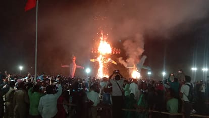 Dussehra 2023: Victory festival celebrated with Ravana Dahan, victory of truth over untruth