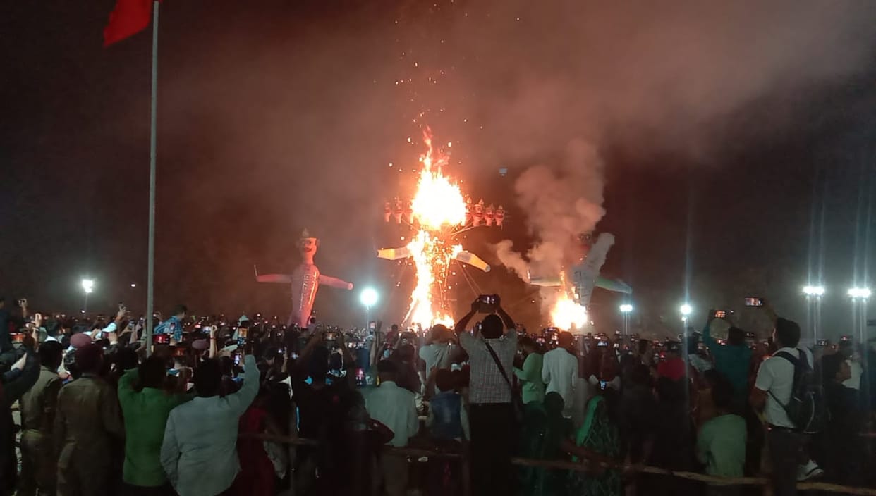 Ravan Dahan 2023: Effigies of 75 feet Ravana, 65 feet Kumbhakarna along with 60 feet Meghnad were burnt