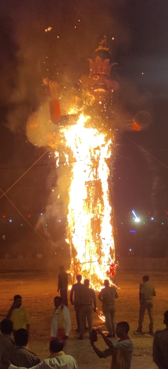 Meerut: Fierce battle, Ravana statues burning echoed chants of Jai Shri Ram