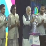 राष्ट्रीय खेलों के उद्घाटन के दौरान पीएम मोदी