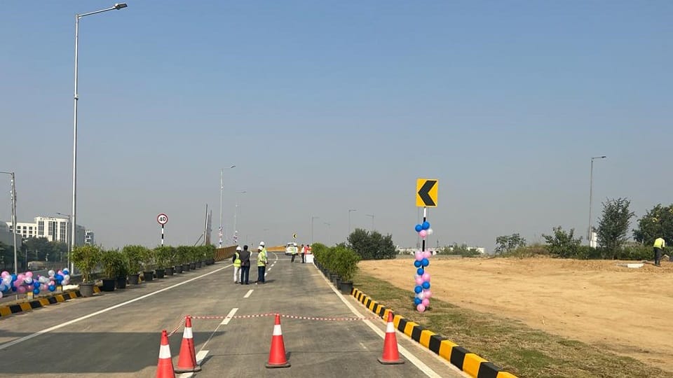 Delhi: Two flyovers ready at IGI Airport