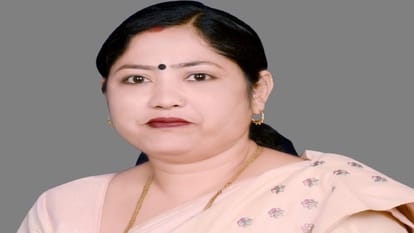 goons open fired on brother of Bithri block pramukh in Bareilly