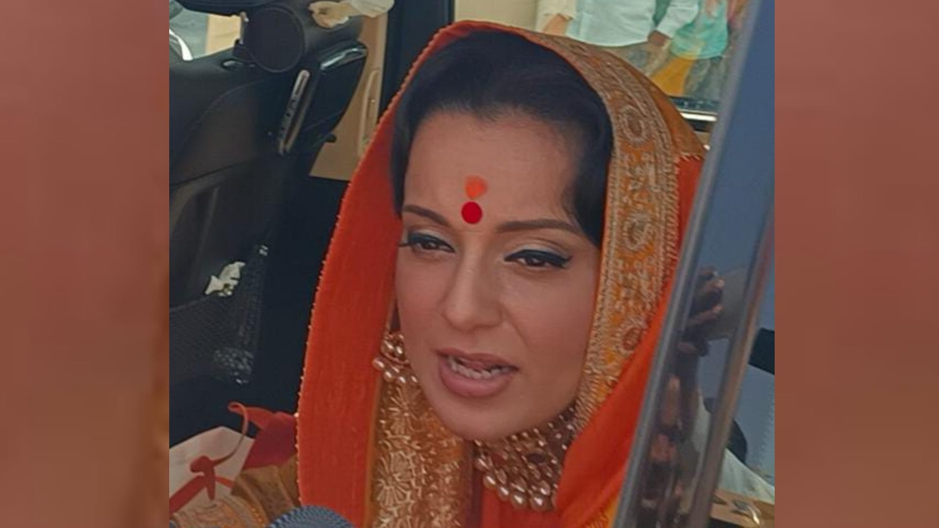 Kangana Ranaut offers prayer in Ramlala in Ayodhya.