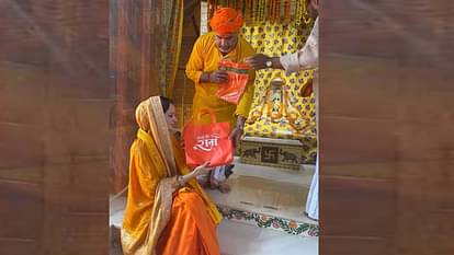 Kangana Ranaut offers prayer in Ramlala in Ayodhya.