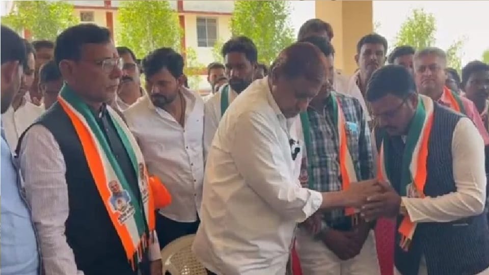 District President of Sahu Samaj and other leaders joined Congress in Kabirdham