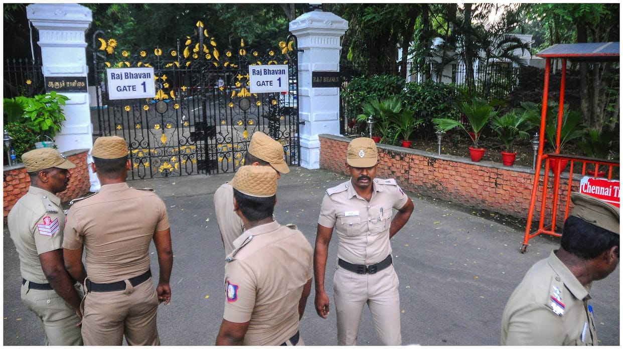 Raj Bhavan alleged TN Governor facing abuses and threats to life, no police action