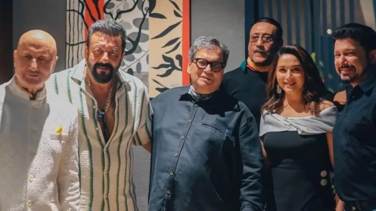 Khalnayak Cast Madhuri Dixit Sanjay Dutt Jackie Shroff reunited to celebrate Subhash Ghai Wedding anniversary