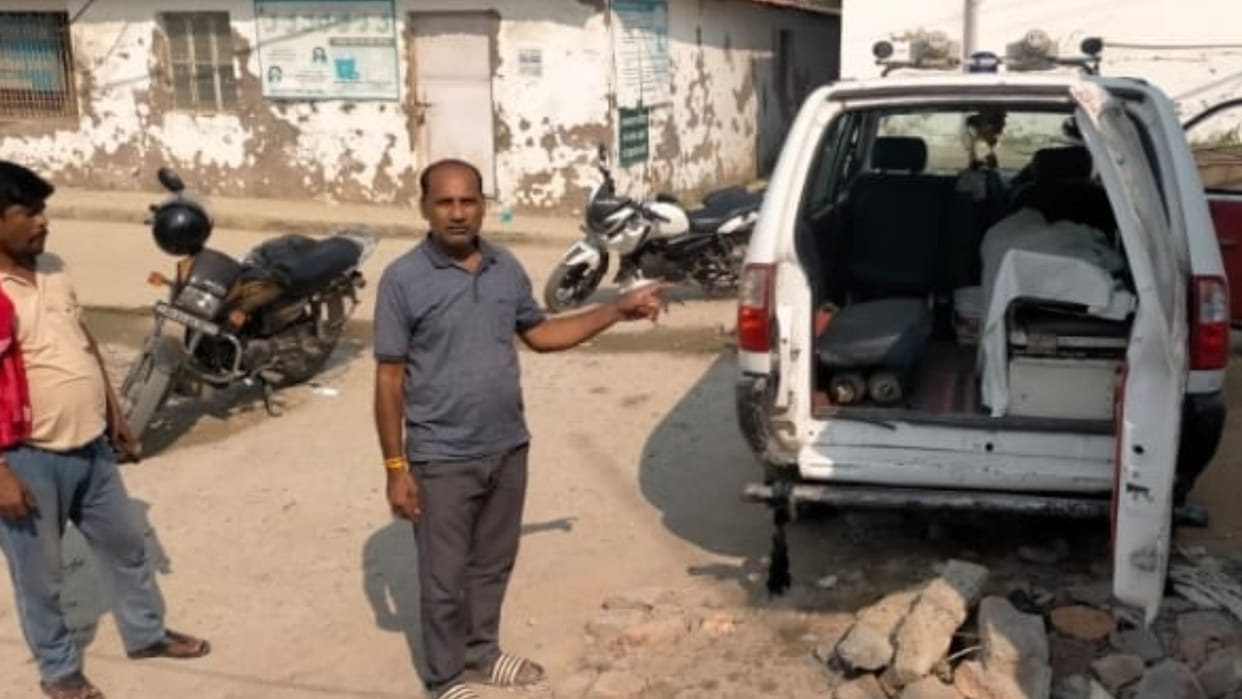 Delhi mobile businessman dies in road accident in samastipur