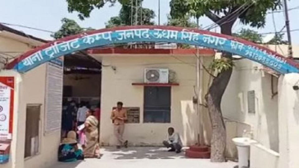 BJP woman leader accused police of abusing in Transit Camp Police Station