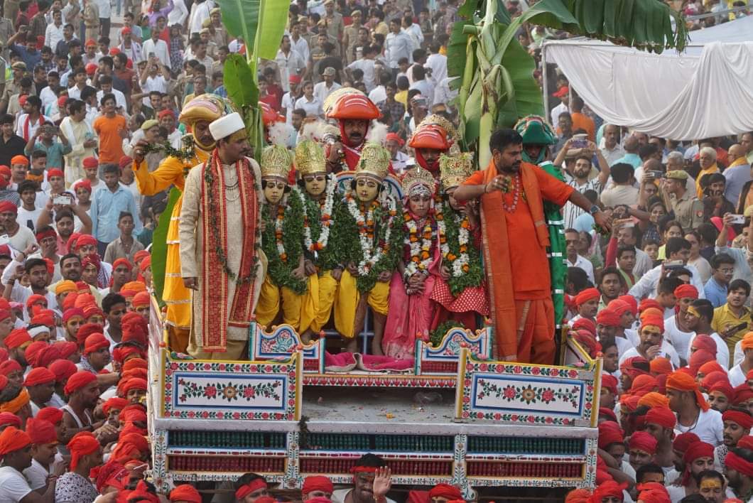 Nati Imli's Bharat Milap in pictures: Kashi became Ayodhya, a crowd of three and a half lakh gathered