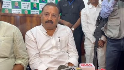 Bihar News : JUD Minister Ashok Chaudhary answers on Nitish Kumar absenteeism in congress event and Lalu Yadav
