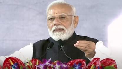 प्रधानमंत्री नरेंद्र मोदी