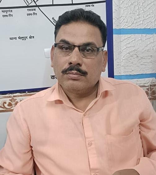 Accountant arrested red-handed while taking bribe Asked for ten thousand rupees to file a report