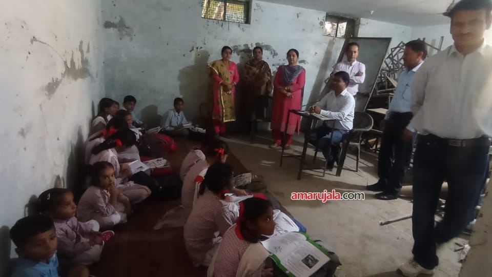 Pak Ceasefire Violation: Panic due to pakistan firing school Classes held in bunker in Suhagpur arnia