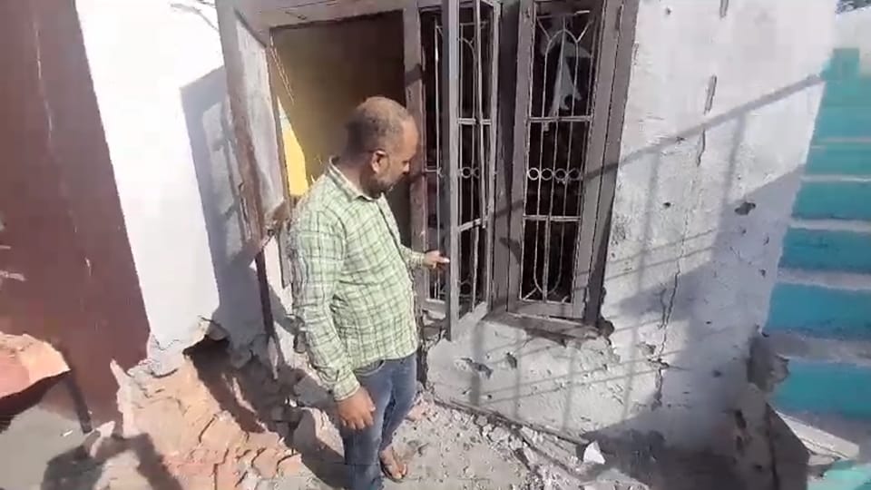 International Border Firing: Fear among border villagers due to firing on the border