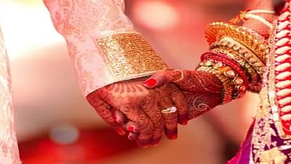 काल बनकर आई मेहंदी: बहन की शादी से एक दिन पहले हुआ ऐसा हादसा, भाई की मौत; अस्पताल में भर्ती है दुल्हन Accident a day before marriage, girl going to get mehendi done injured, brother dies