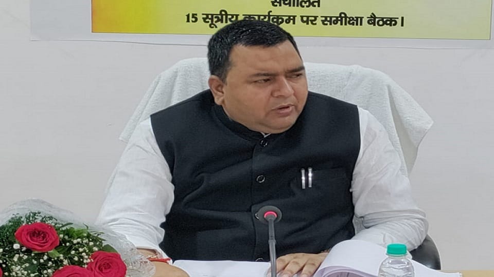 Minority Commission Chairman Ashfaq Saifi reached Aligarh