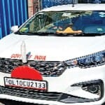 आजम खां के करीबी के घर पर आयकर विभाग की छापा