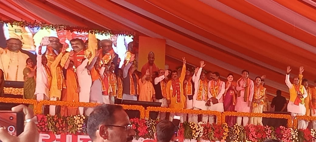 CM Yogi In Kanpur, Scheduled Caste conference, will lay foundation stone and inaugurate schemes worth Rs 500 c