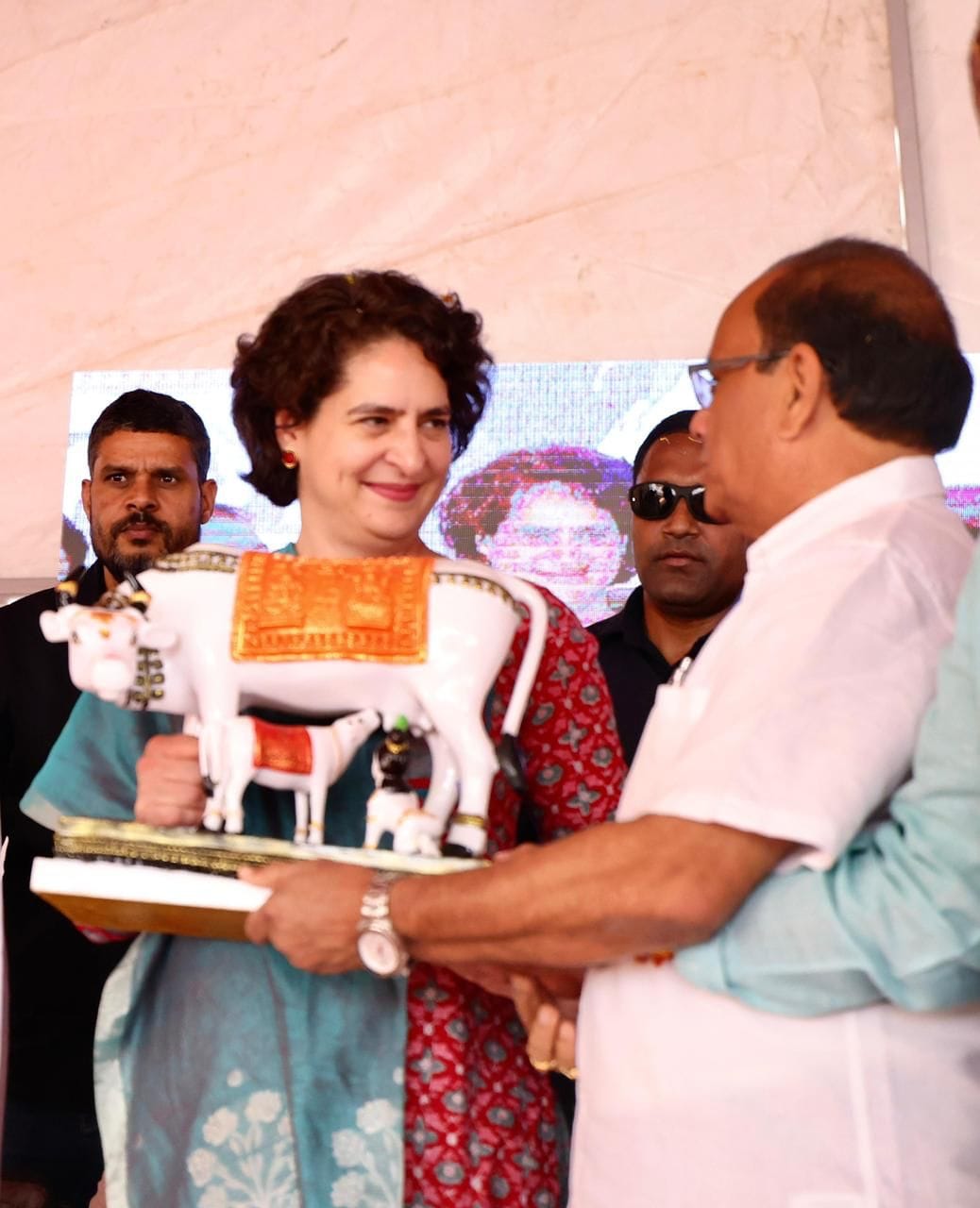 MP Election 2023: Priyanka Gandhi IN Damoh ATTacks BJP, its governments